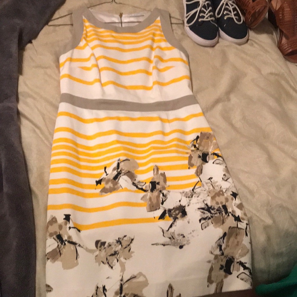 Tahari yellow and white print statement dress